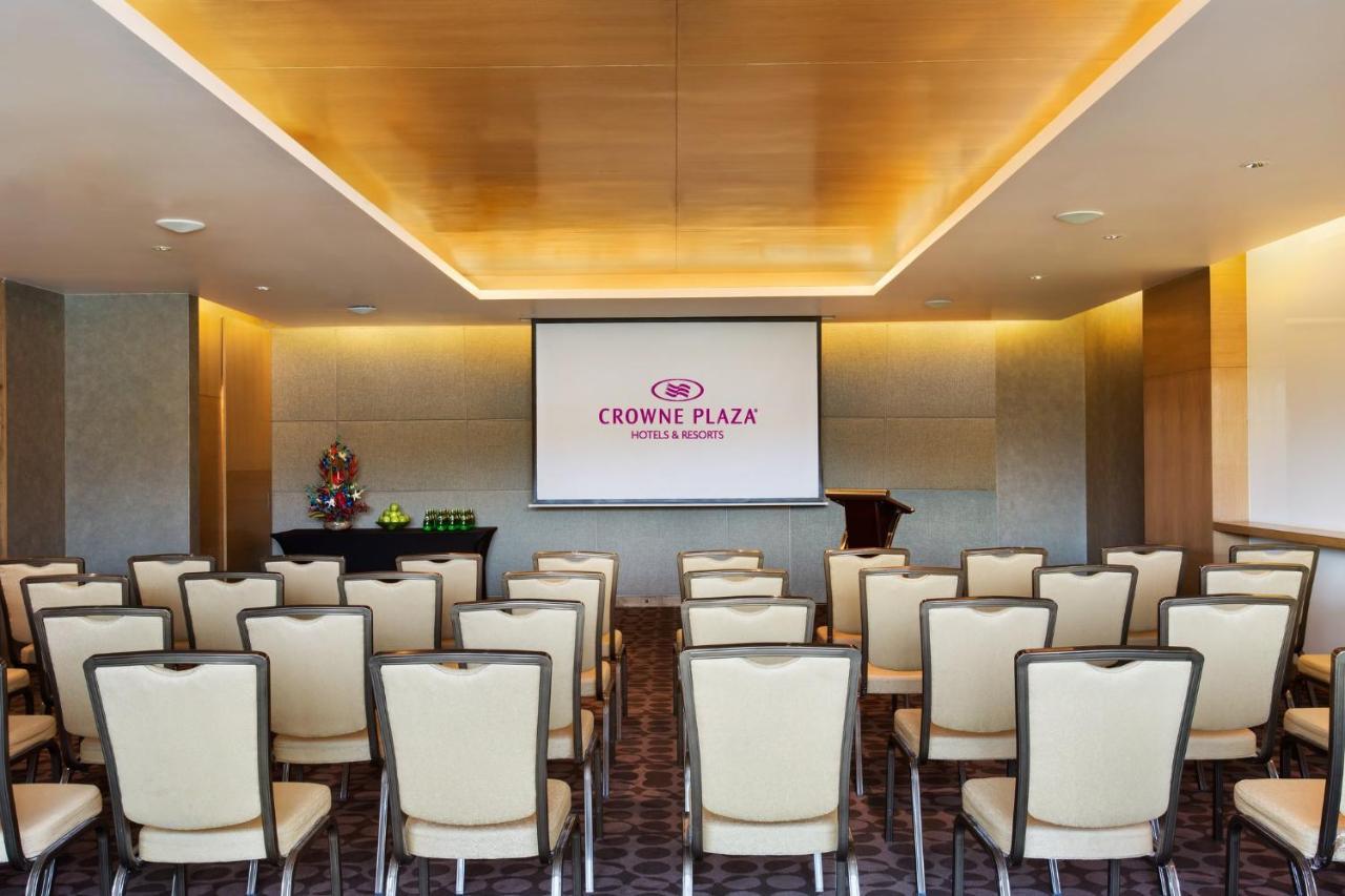 Crowne Plaza Ahmedabad City Centre, An Ihg Hotel Ngoại thất bức ảnh