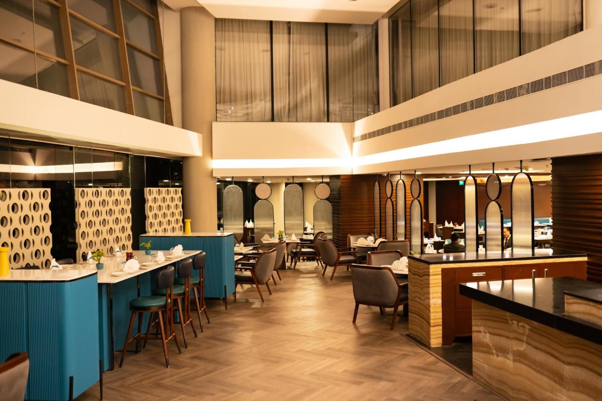 Crowne Plaza Ahmedabad City Centre By Ihg Ngoại thất bức ảnh