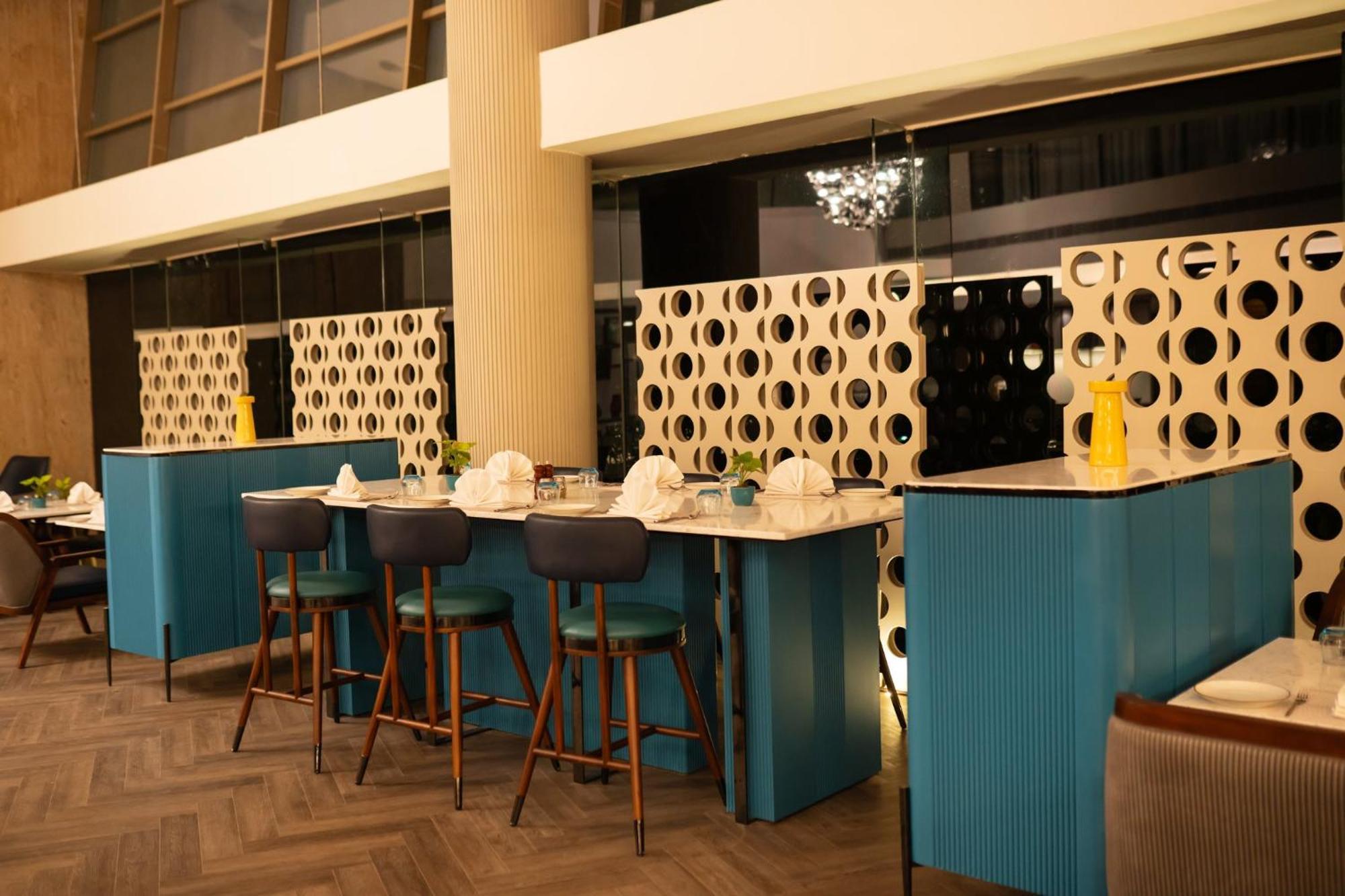 Crowne Plaza Ahmedabad City Centre By Ihg Ngoại thất bức ảnh
